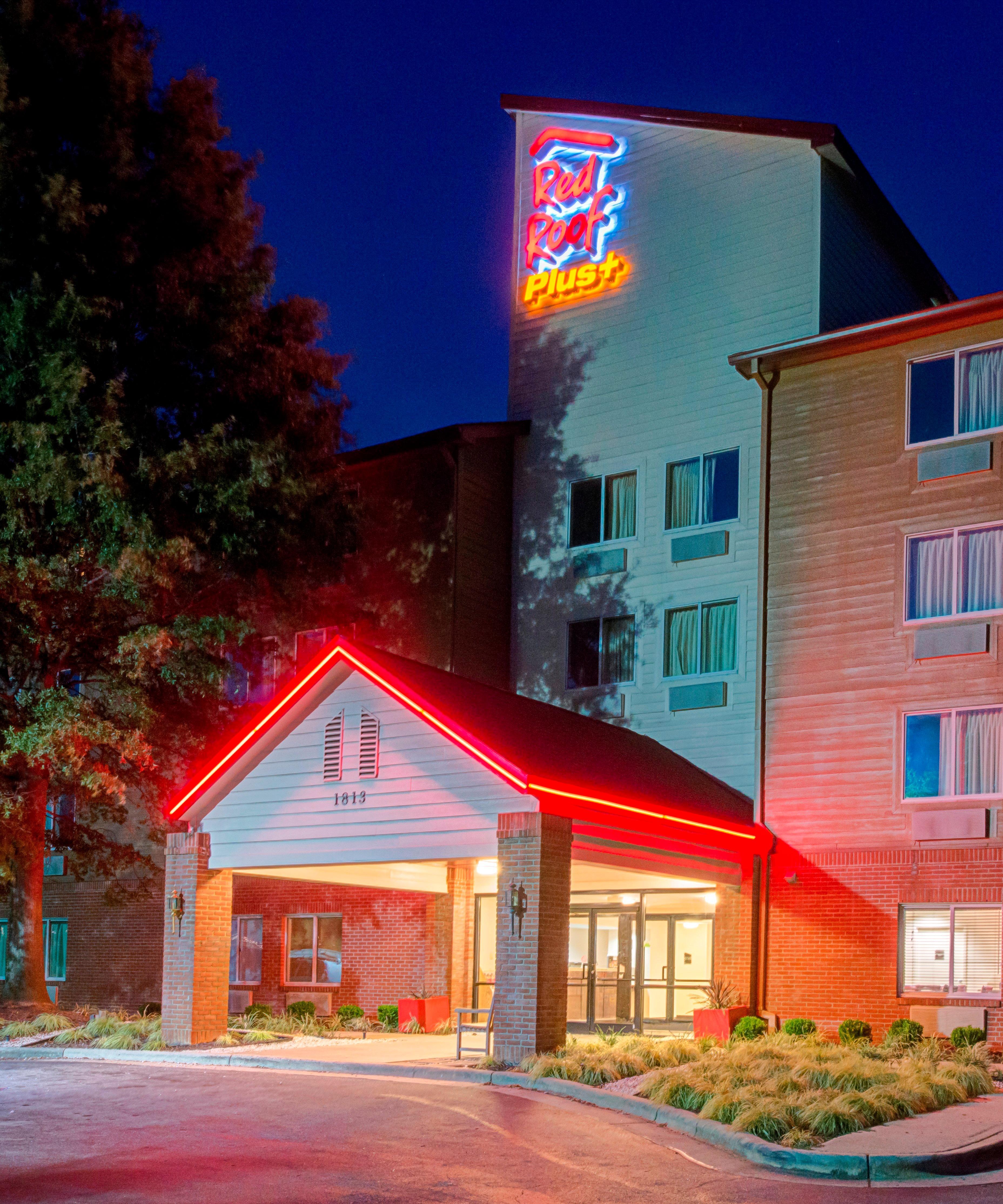 Red Roof Inn Plus Raleigh Downtown Ncsu Conv Center Eksteriør billede